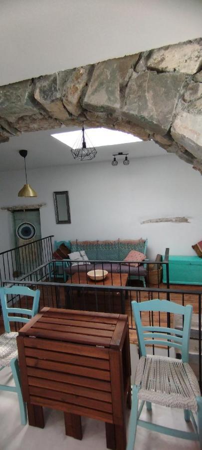The Village House Kerames Buitenkant foto